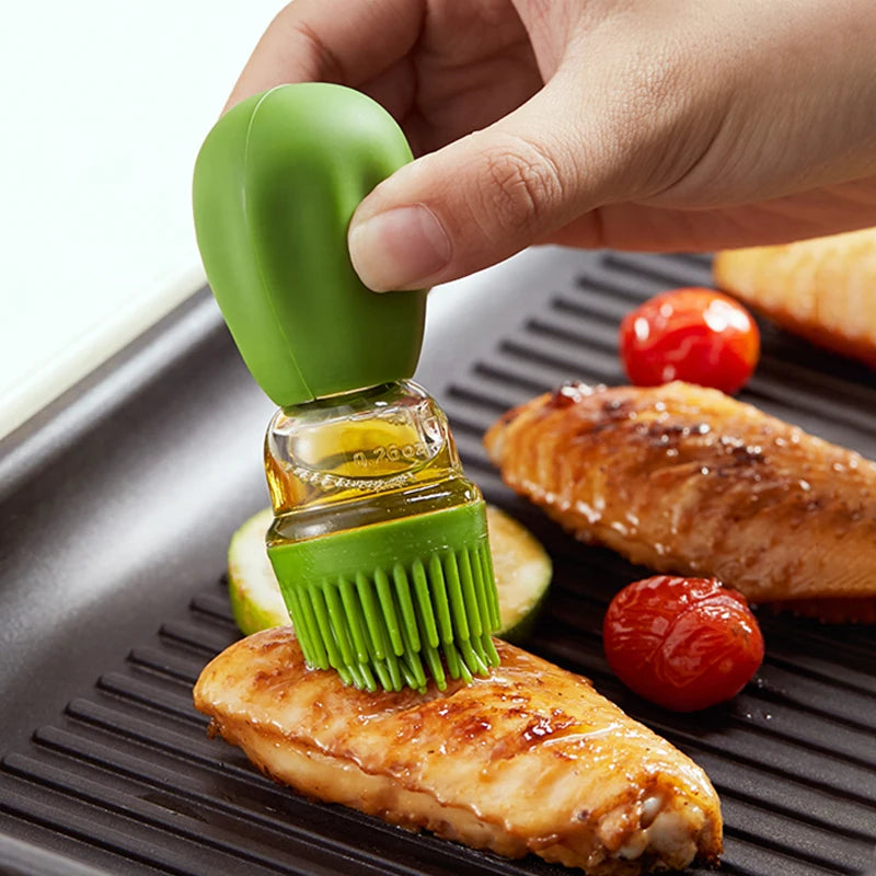 Dispenser 2 em 1 com Escova de Silicone